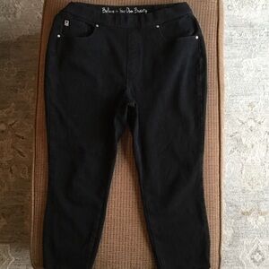 Belle by Kim Gravel Black Ankle Jeans with Scalloped Hem